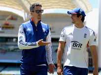 Alastair Cook does not agree with Pietersen's views on Andy Flower