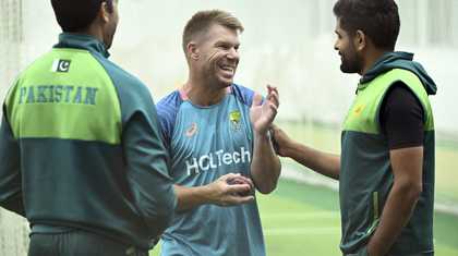 Australia look to give Warner a perfect send-off