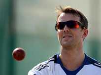 Graeme Swann believes that the younger lot who can score quickly should play ODIs