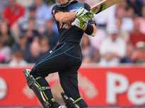 Martin Guptill hit a splendid unbeaten 103 as NZ beat ENG by 5 wickets.